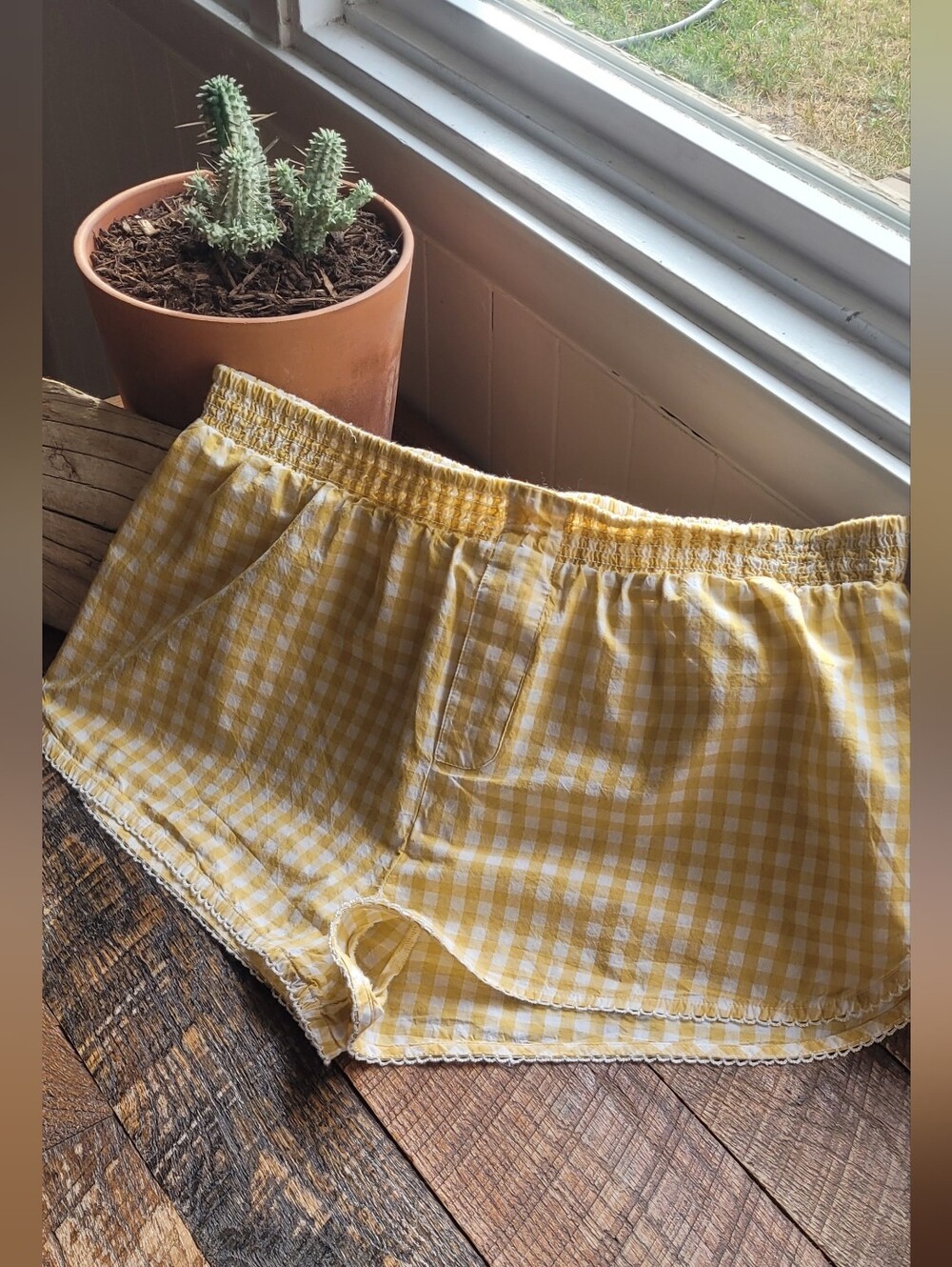 Anthropologie Women’s Yellow Gingham Lounge Shorts